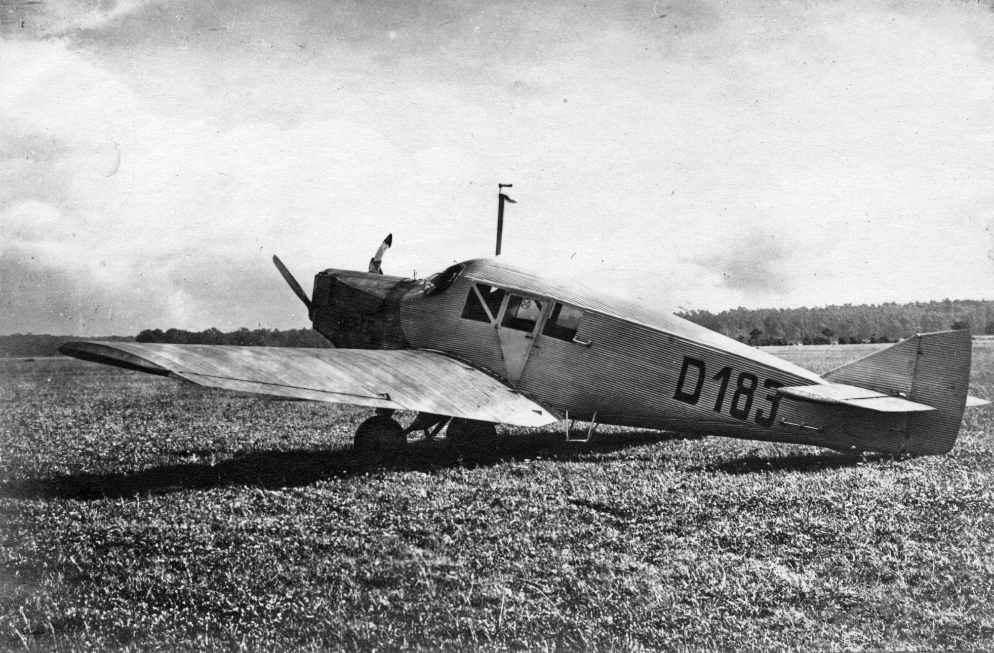 Пассажирский самолет Junkers F.13
