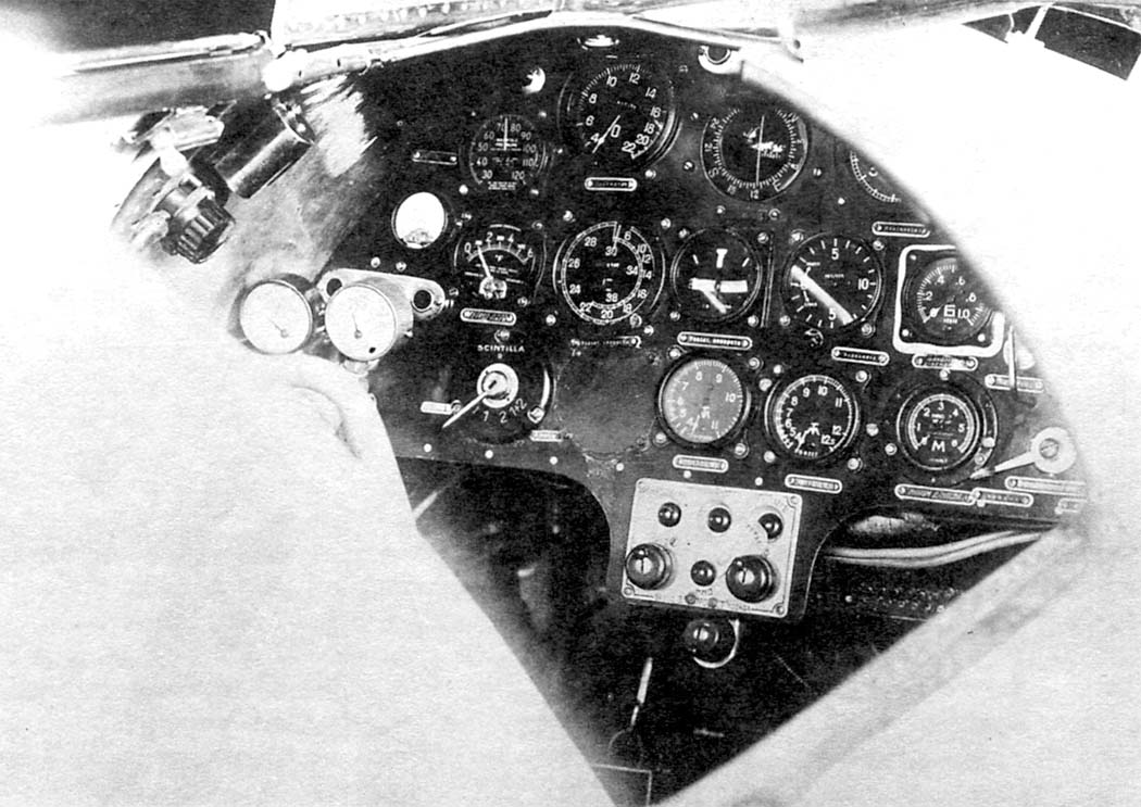 Кабина пилотов истребителя ИП-1 (ДГ-52)