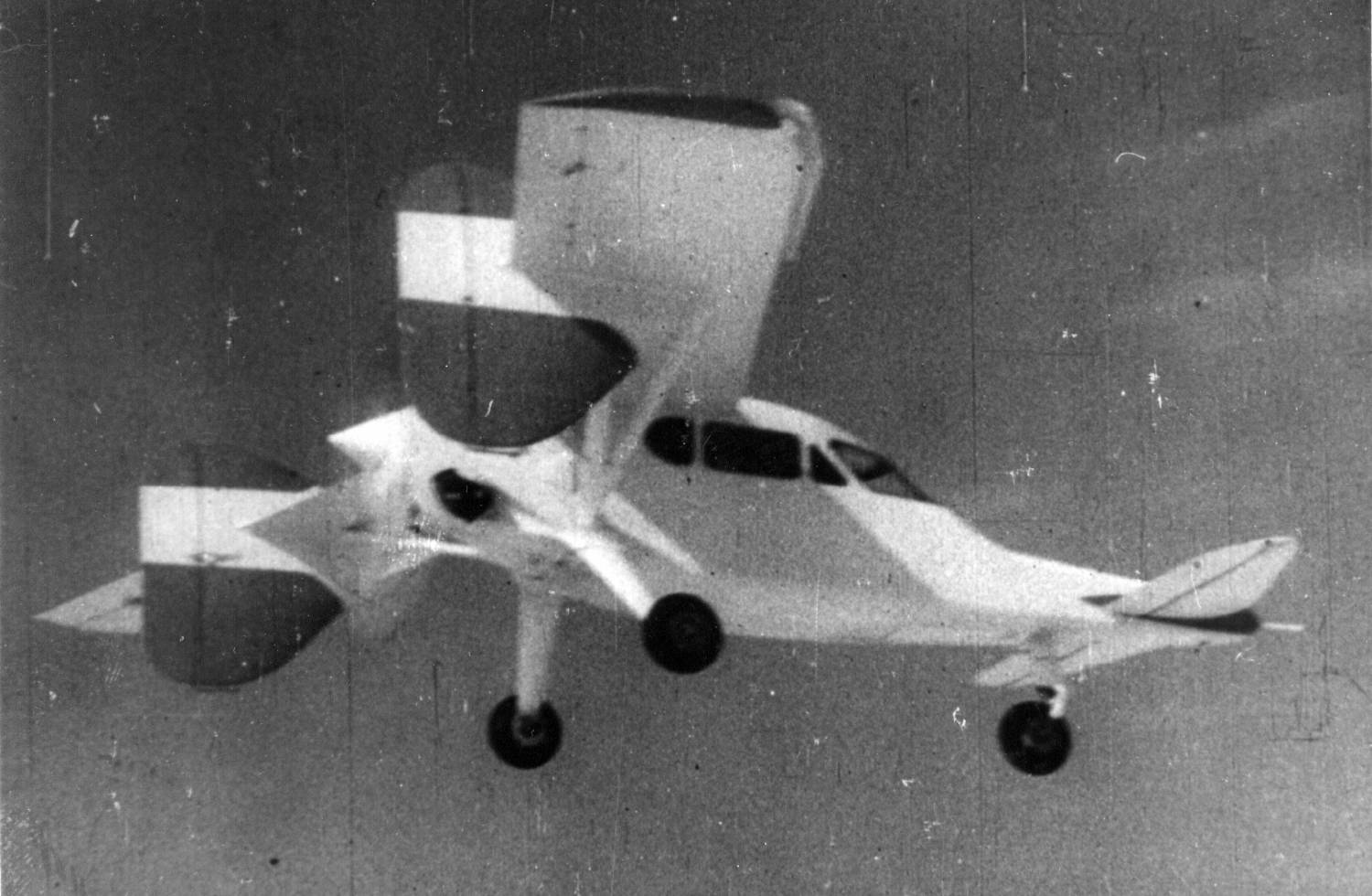 Самолет МиГ-8