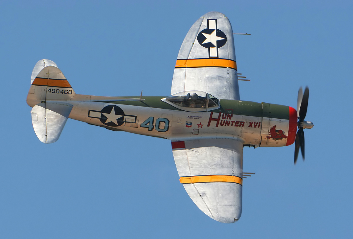 Истребитель-бомбардировщик Republic P-47 Thunderbolt