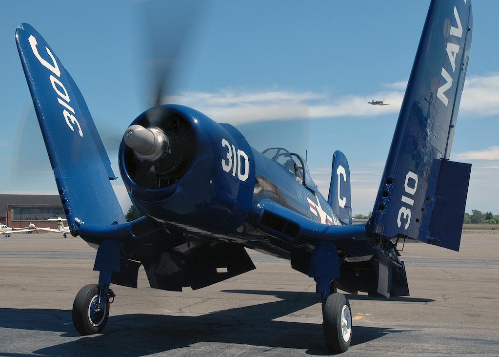 Chance Vought F4U-4