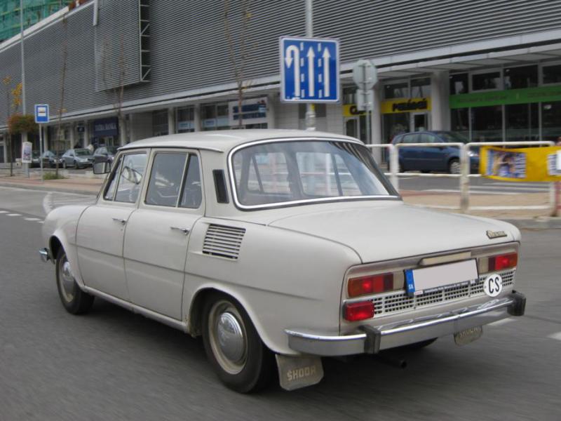 Škoda 100