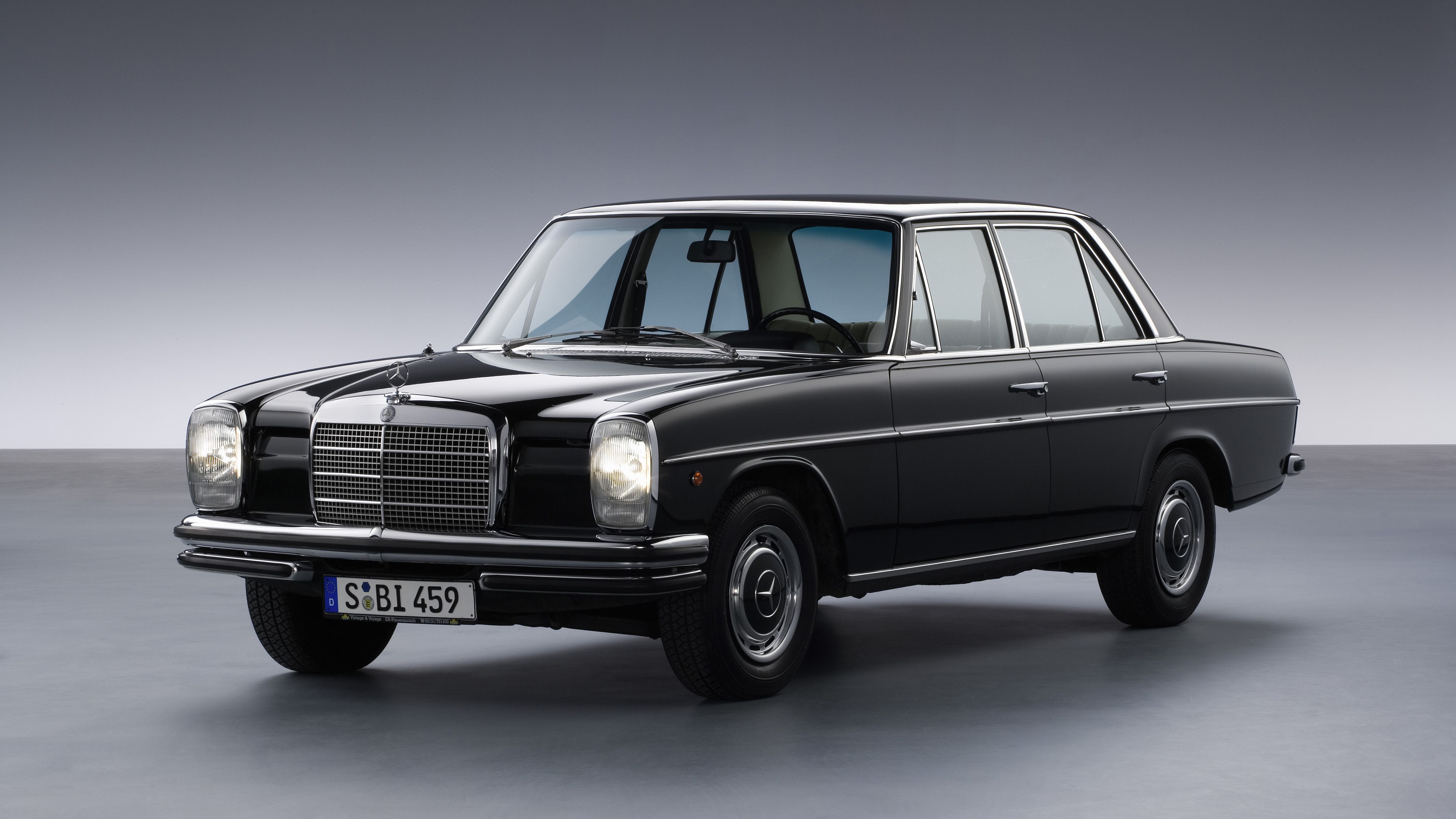 Mercedes-Benz W114