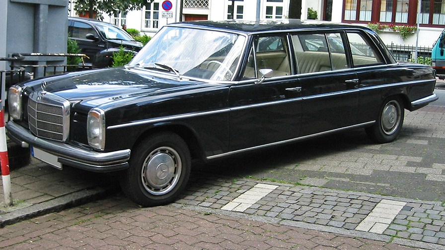 Mercedes-Benz W115 Limousine