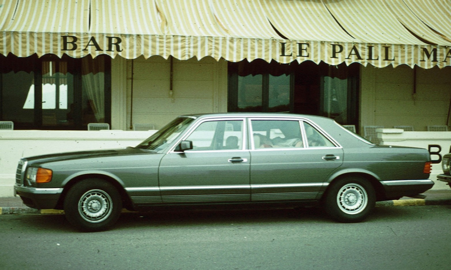 Mercedes-Benz w126