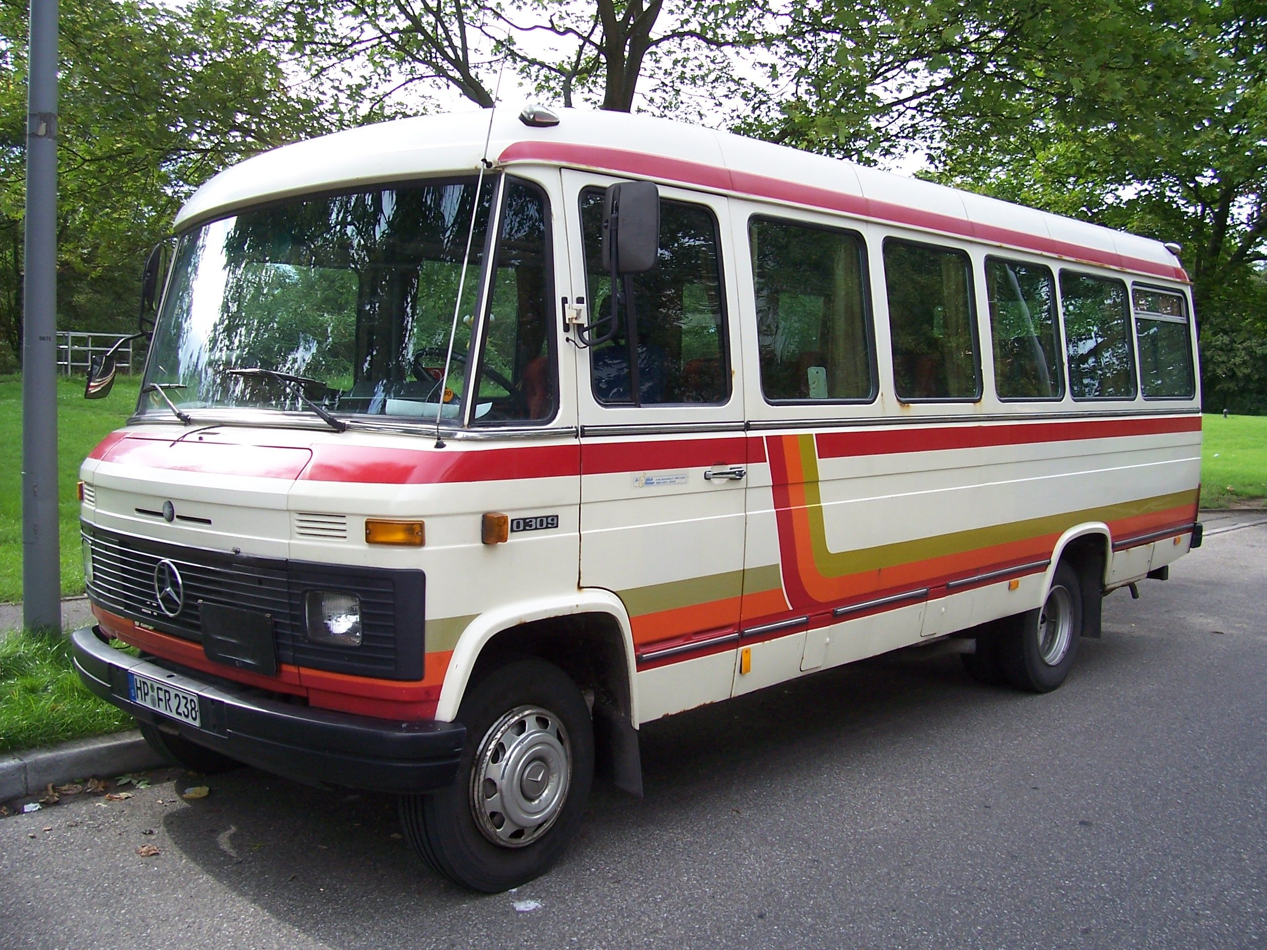 Mercedes-Benz O309