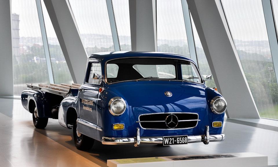 Mercedes-Benz Renntransporter