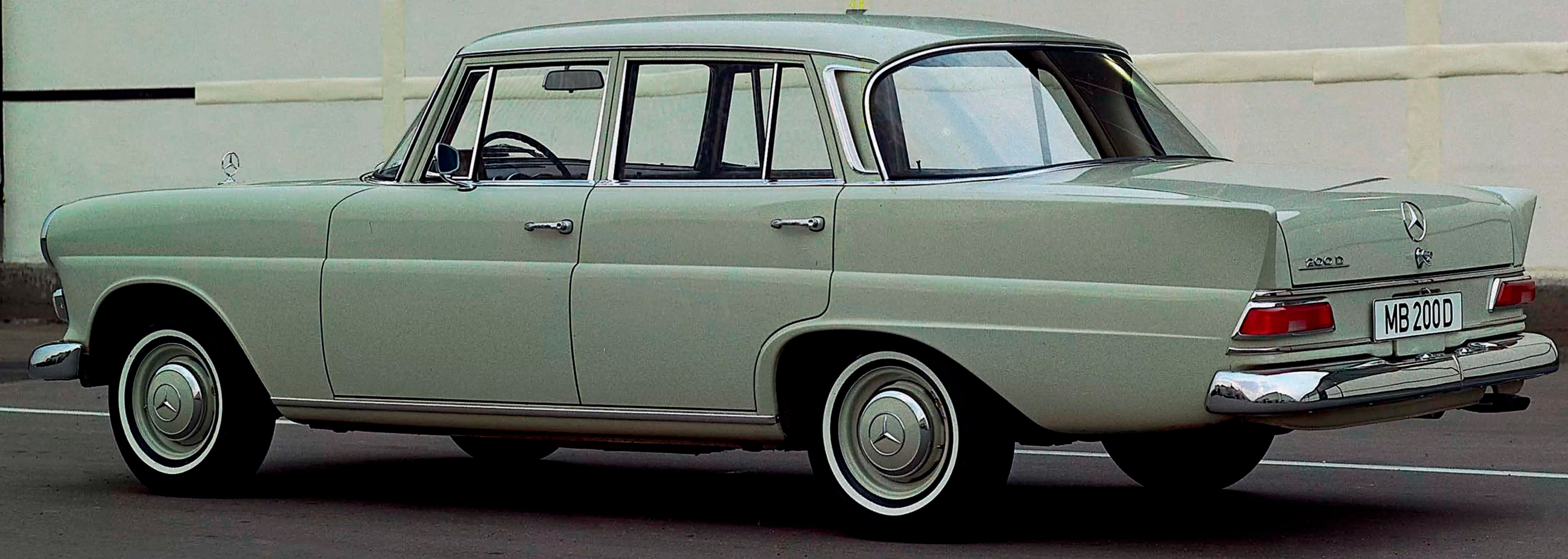 Mercedes-Benz w111