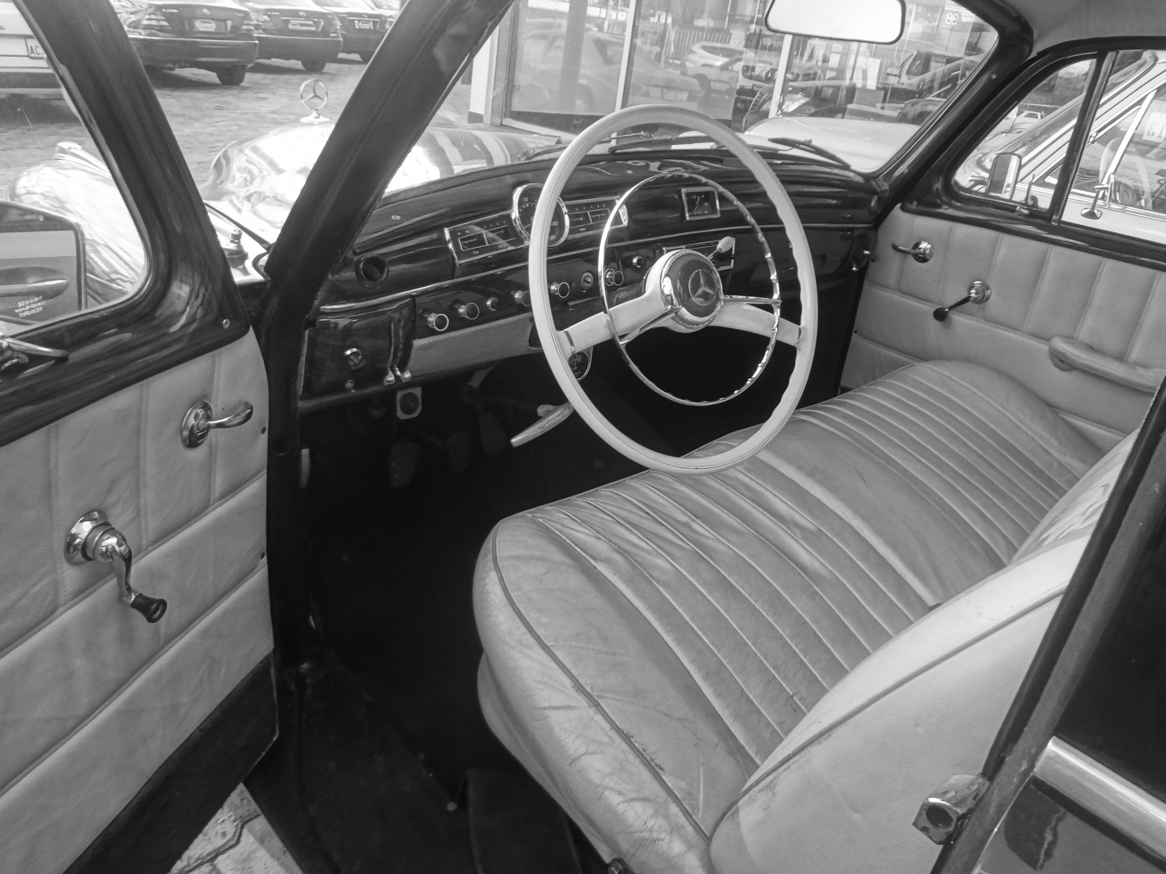 Салон Mercedes-Benz w180 220a