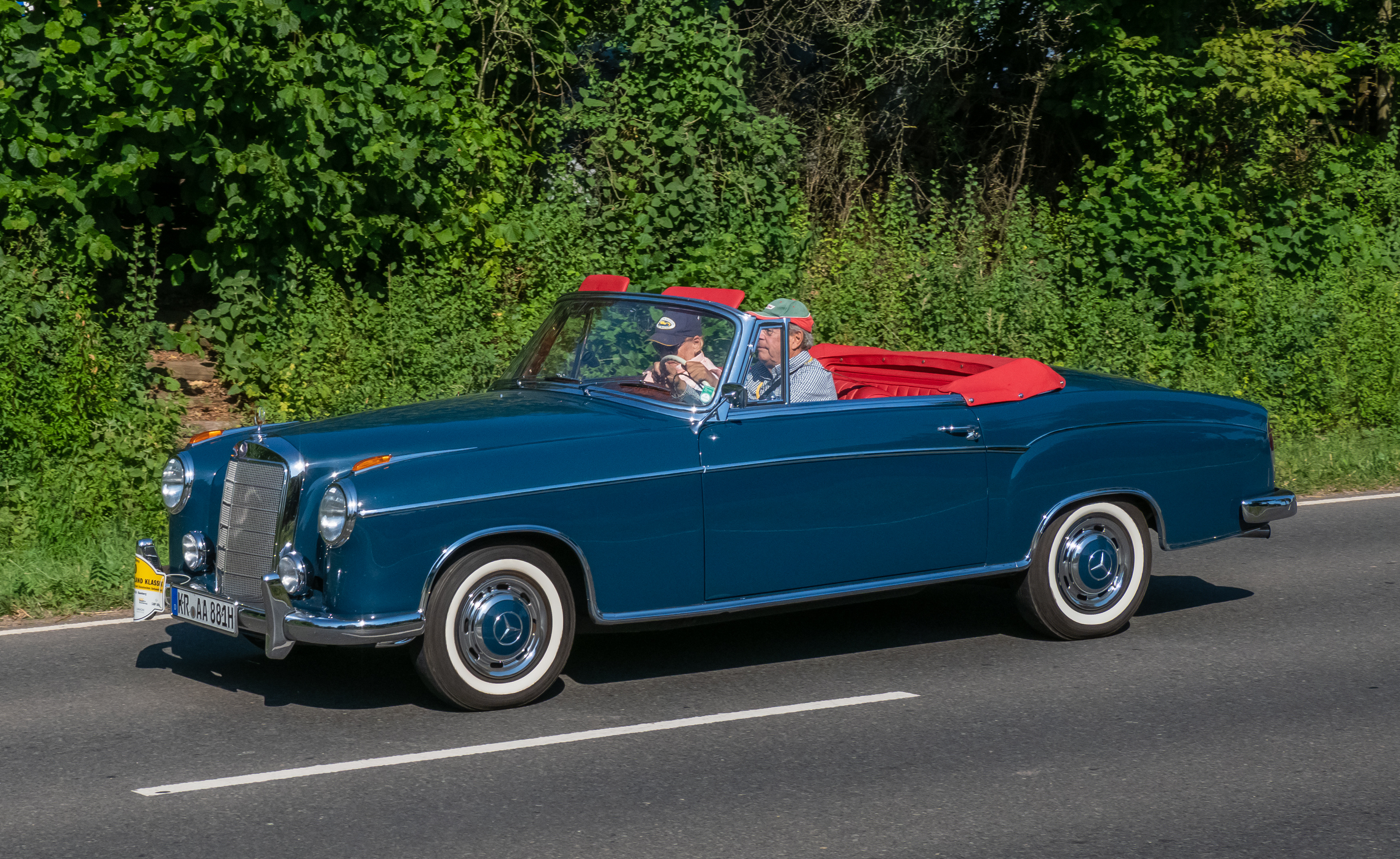 Mercedes-Benz w180 220s