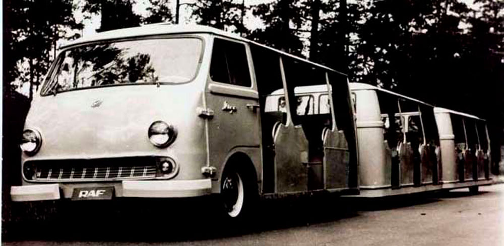 РАФ-980 Прогулочный автопоезд