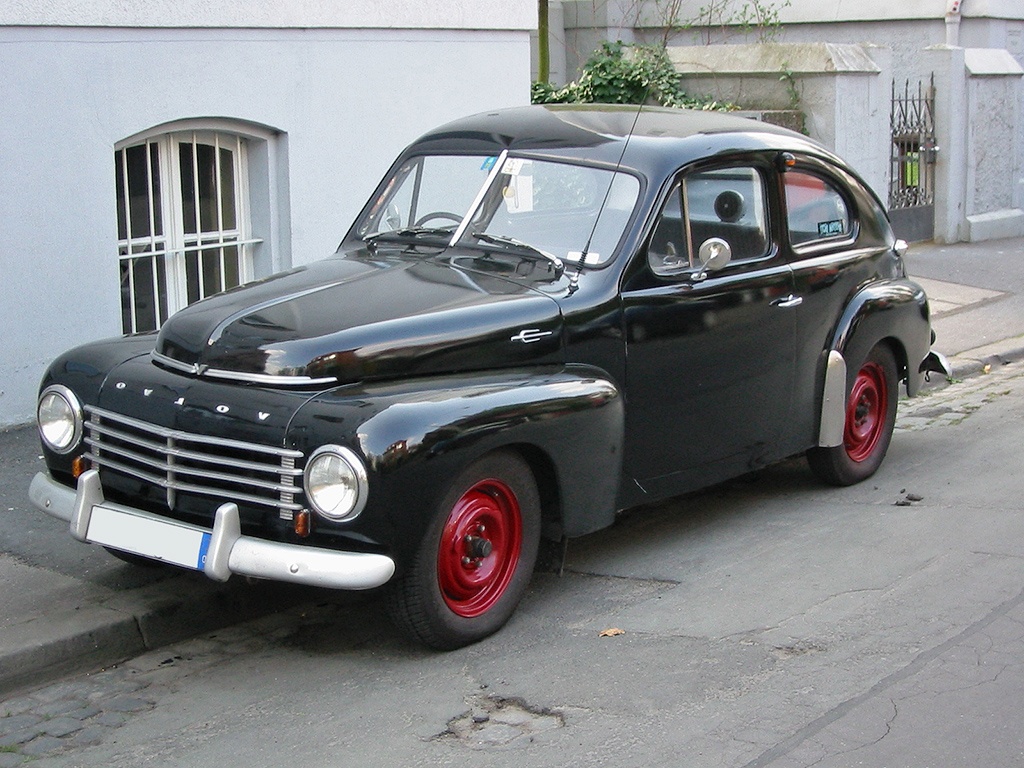 Volvo PV444