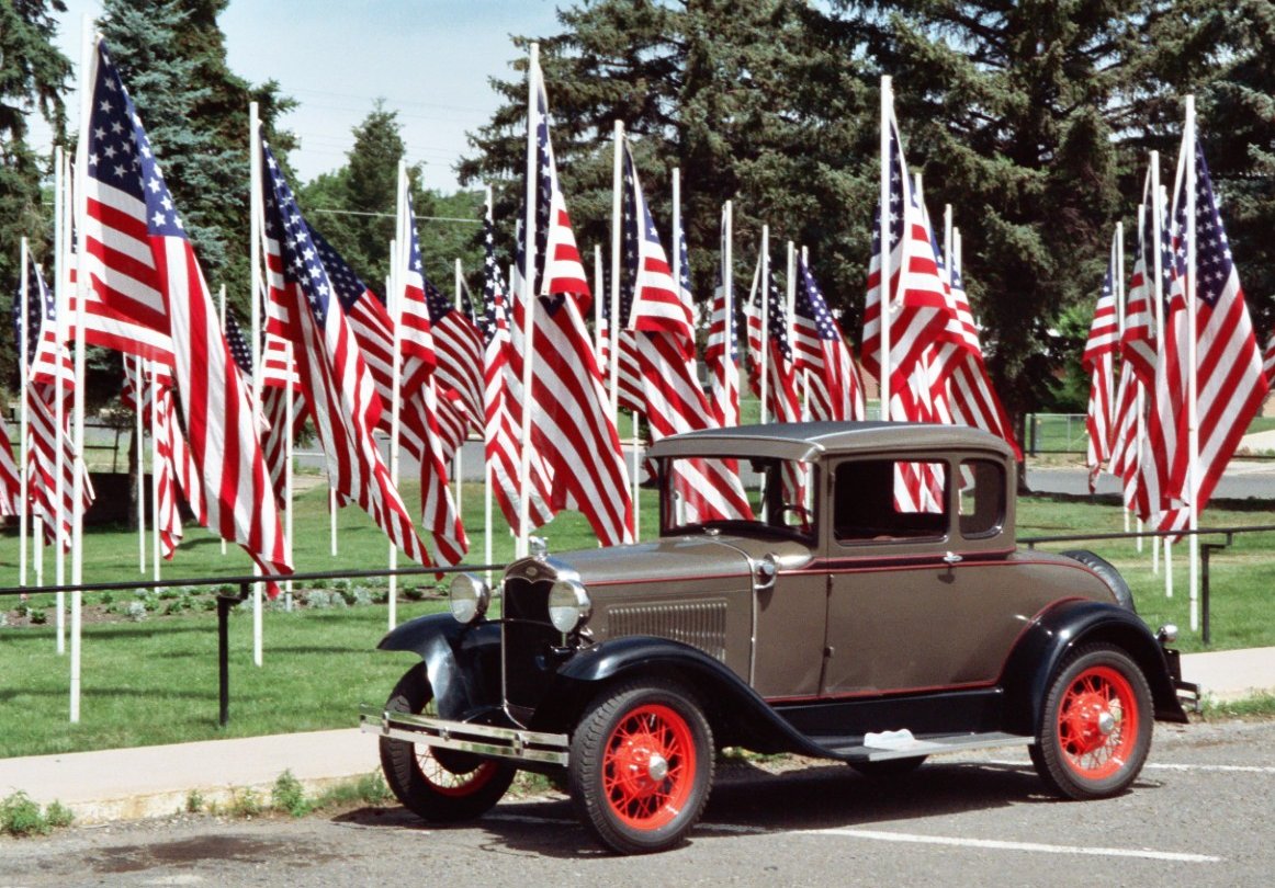 Ford Model A Deluxe Coupe (1927 г)