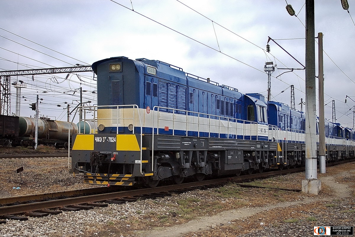 Тепловоз ЧМЭ3Т