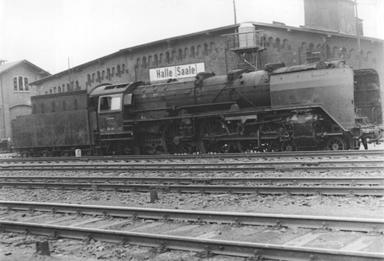 Паровоз Br 03