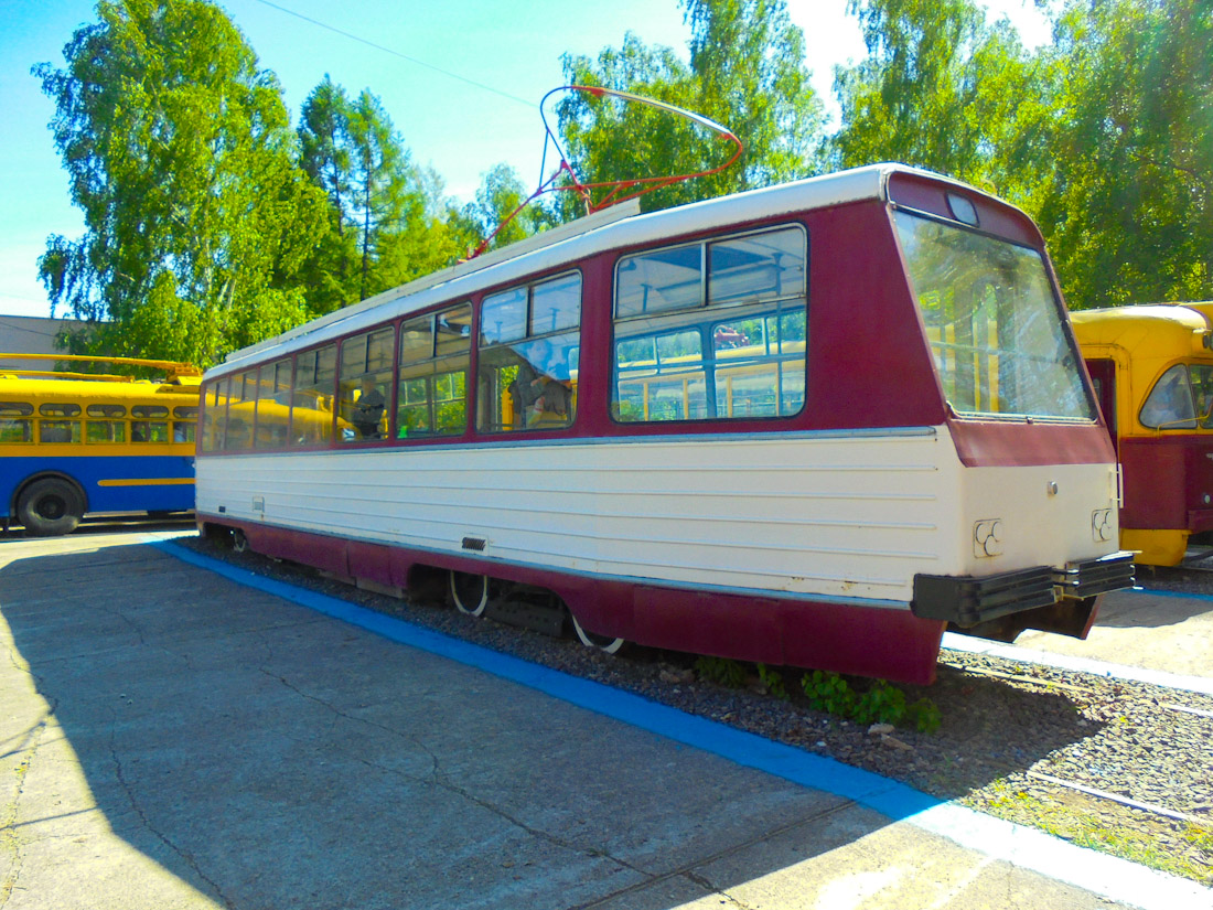 Трамвай РВЗ-7