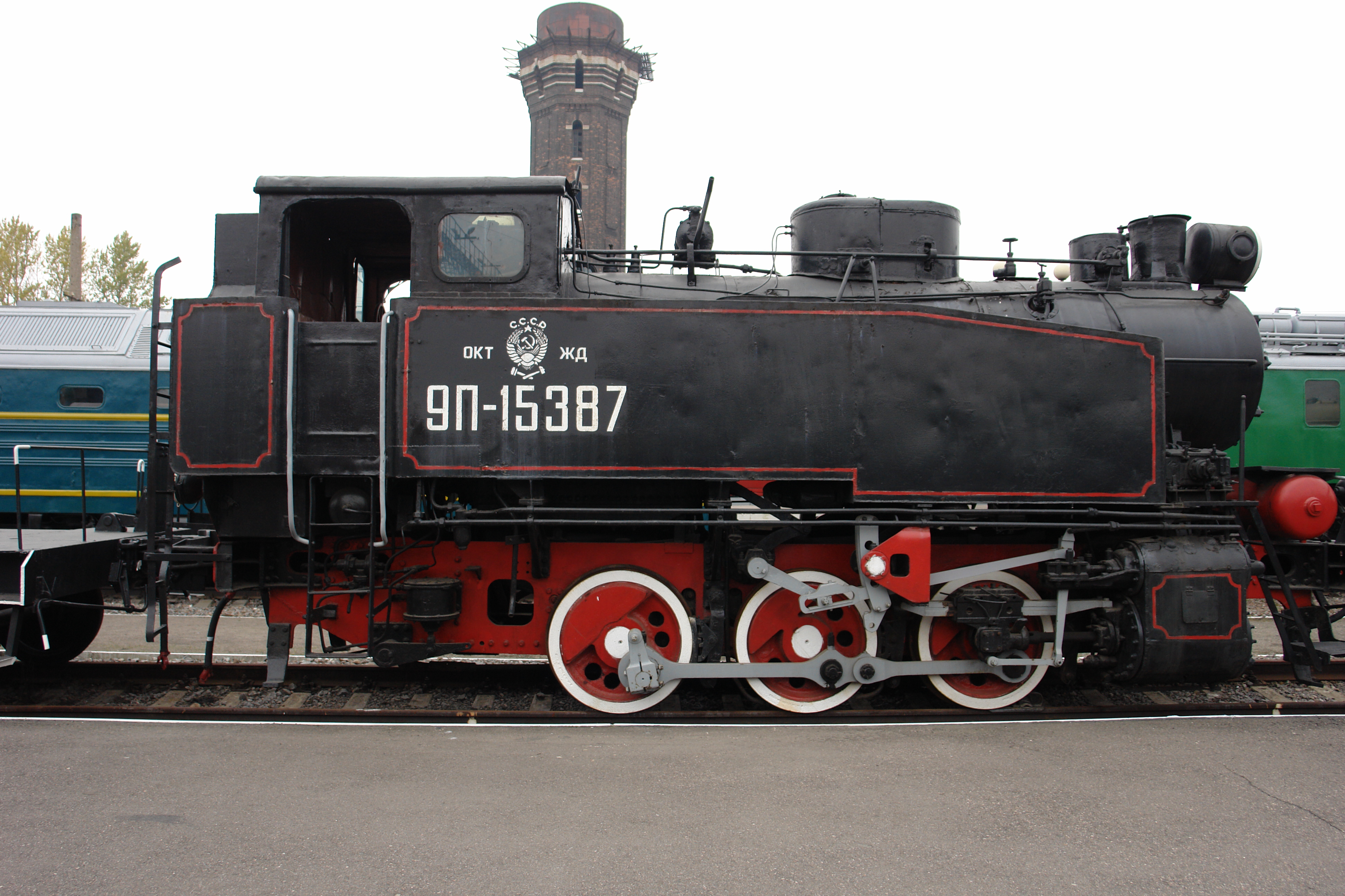 Паровоз серии 9П