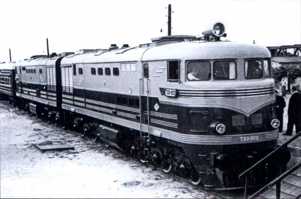 Тепловоз ТЭЗ-002 на выставке