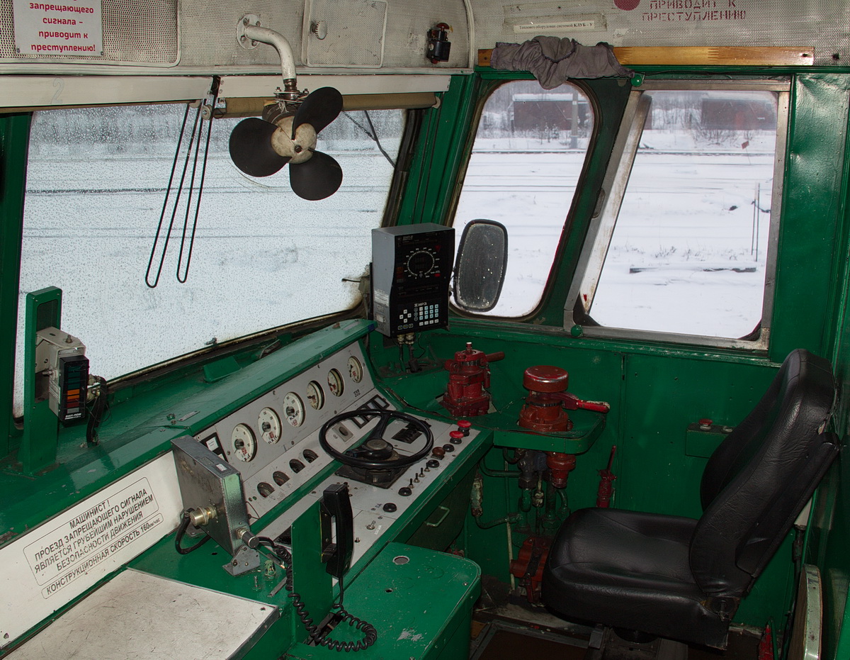 Кабина тепловоза ТЭП70