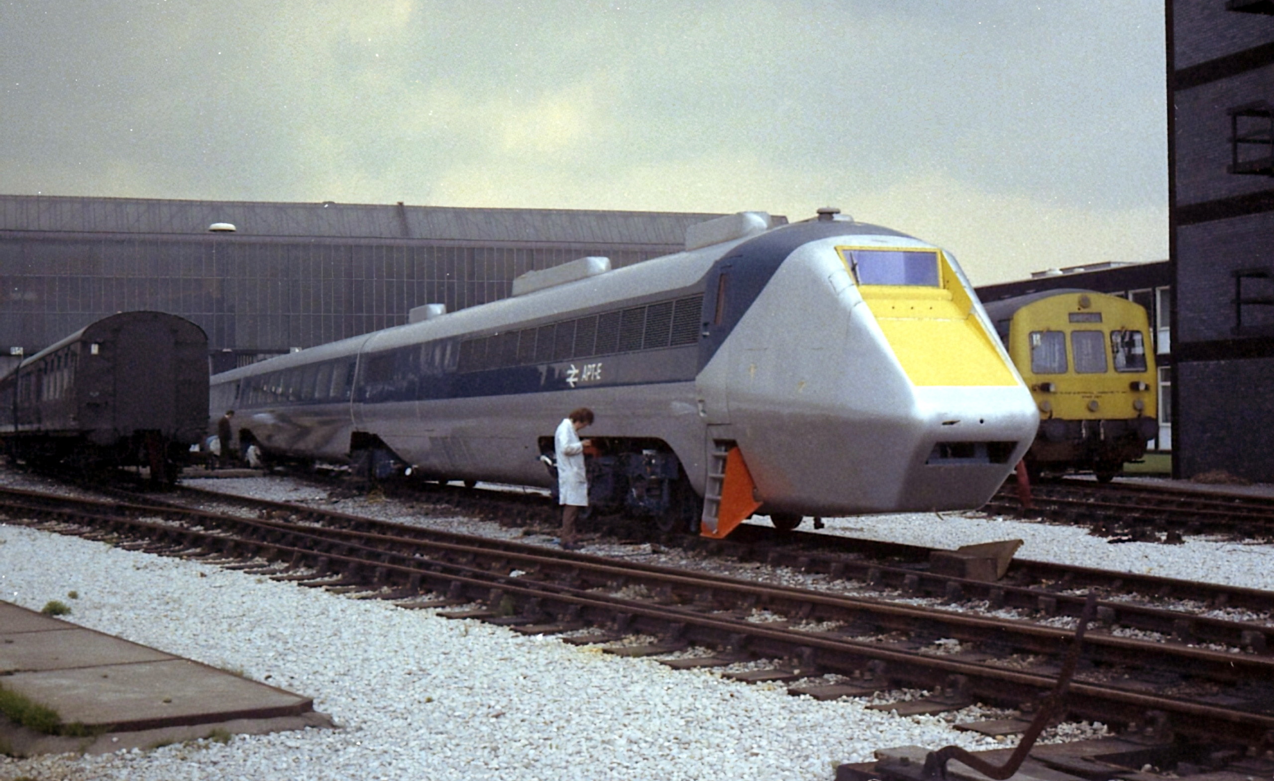 Газотурбинный поезд APT-E