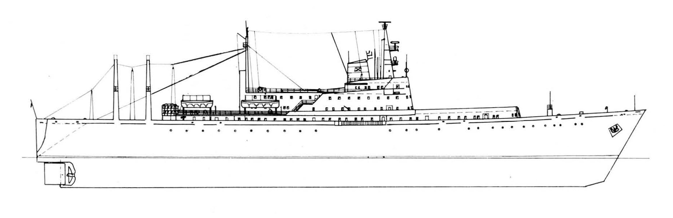 Проекция рыбообрабатывающей плавбазы типа 