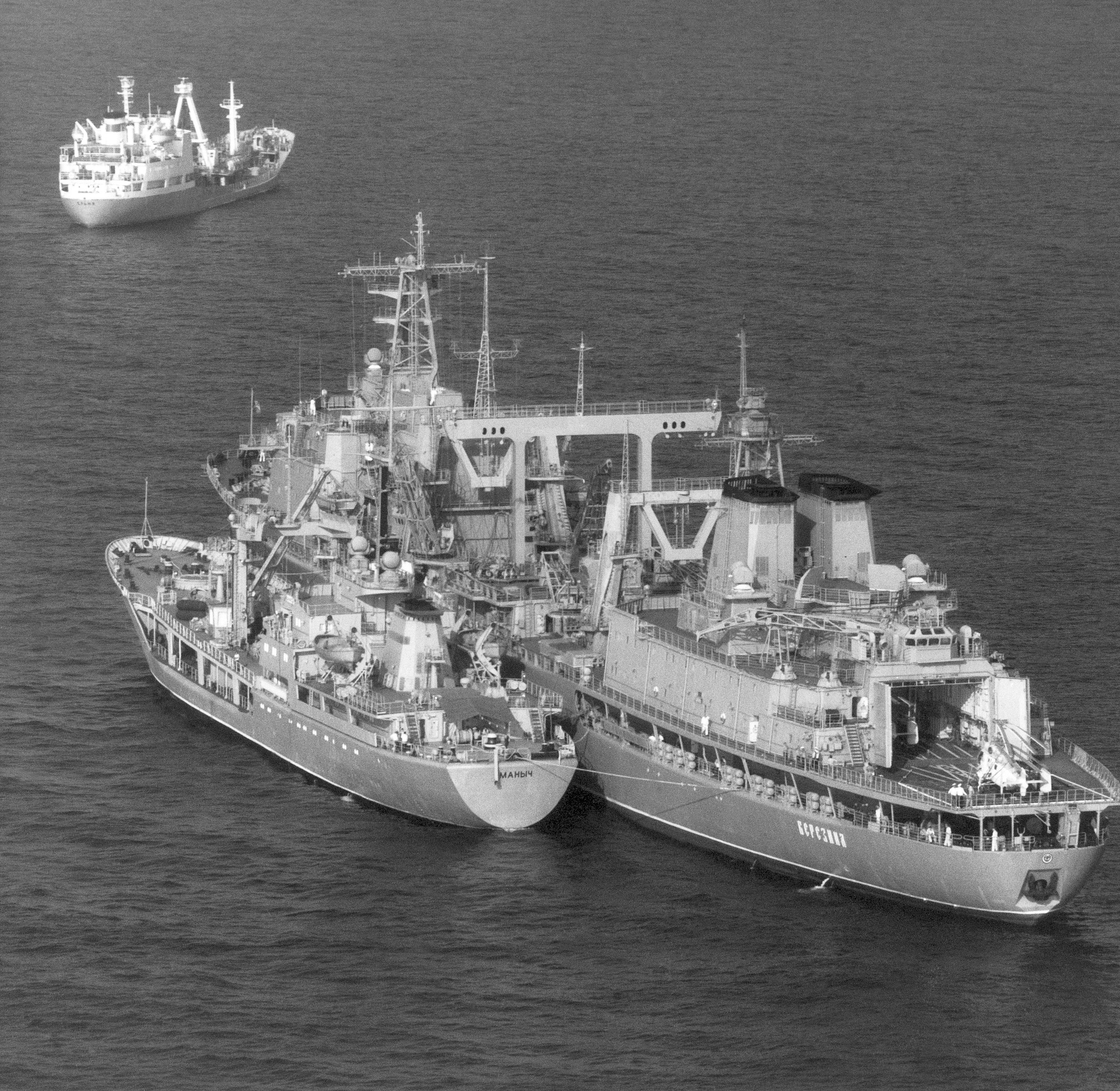 Корабль комплексного снабжения Березина