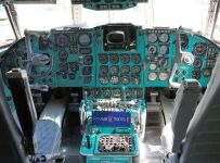 Кабина пилотов Ил-76