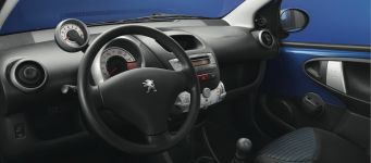 Салон Peugeot 107