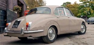 Daimler 250 2.5 V8