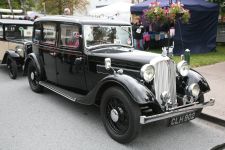 Rover 12 P1 6-light saloon