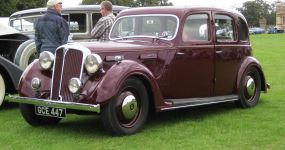 Rover 16 6-light saloon