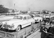 Партия санитарных автомобилей ГАЗ-12Б готовится к отправке