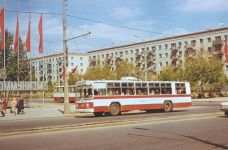 Троллейбус ЗиУ-682Б