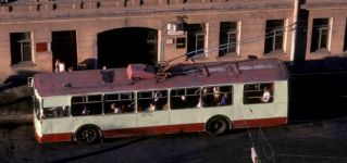 Троллейбус ЗиУ-9Б