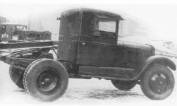 Седельный тягач АМО-7