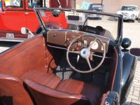 Интерьер Ford 7W